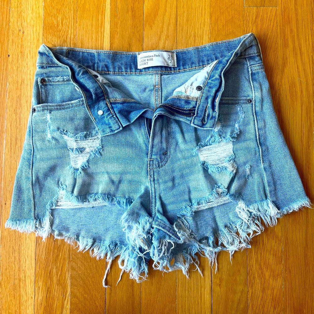Abercrombie and Fitch cut off denim shorts
